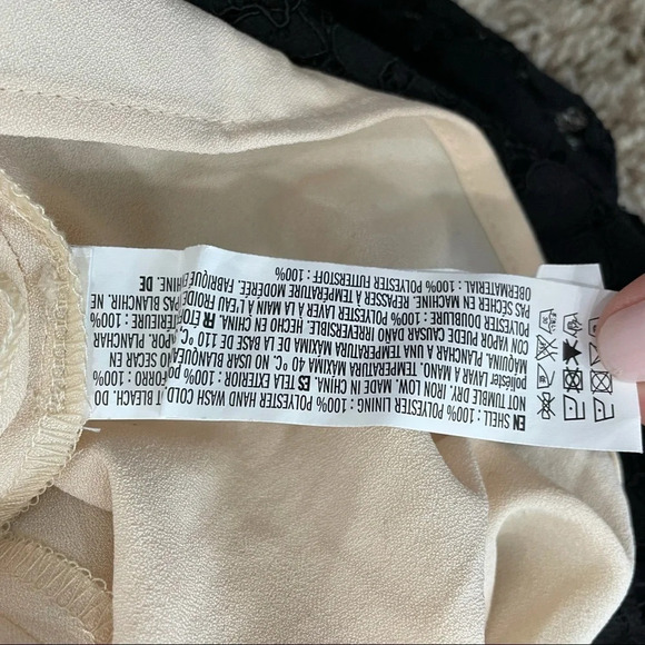 Endless Rose Bell Sleeve Lace Dress - Picture 13 of 13